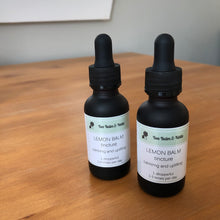Load image into Gallery viewer, Lemon Balm tincture