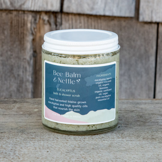 Eucalyptus bath and shower scrub